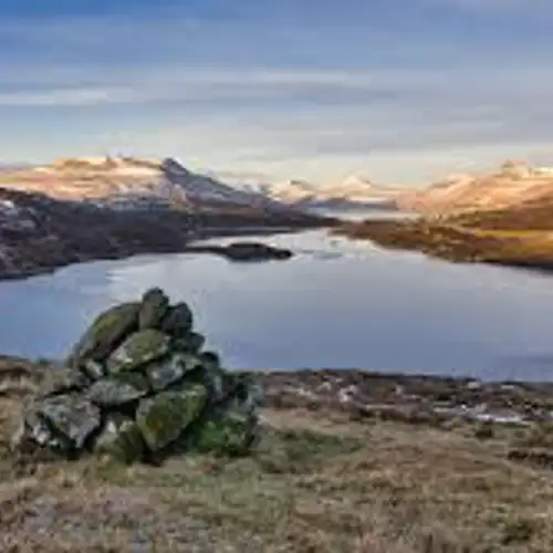 Image related to Lake Toftir