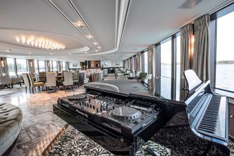Image related to Lounge