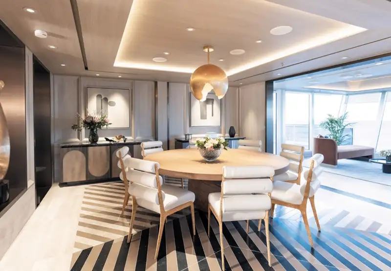 Regent Suite