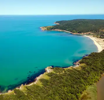 Cades Bay