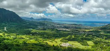 Image related to Nuʻuanu Pali Mountain 