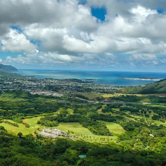Nuʻuanu Pali Mountain 