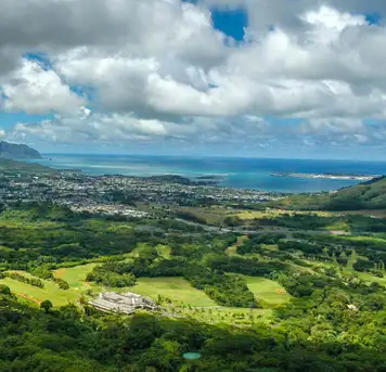 Nuʻuanu Pali Mountain 