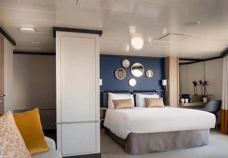 Family Sea View Suite