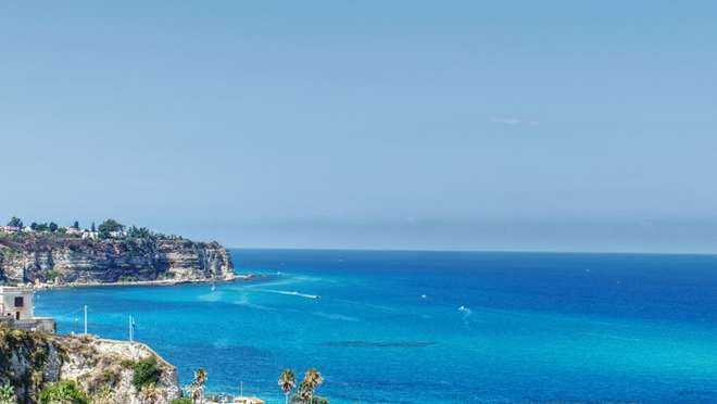 Discover a historic Calabrian hilltop town overlooking a sparkling stretch of Tyrrhenian coast.