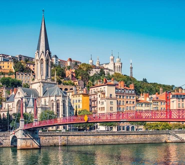 Lyon - Overnight onboard