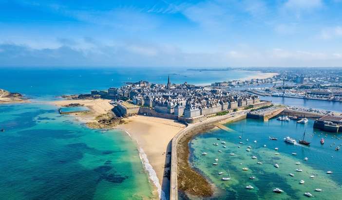 St. Malo - Overnight onboard