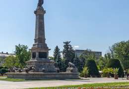 IgluCruise.Application.ViewModels.Shared.WebImageViewModel?.Description