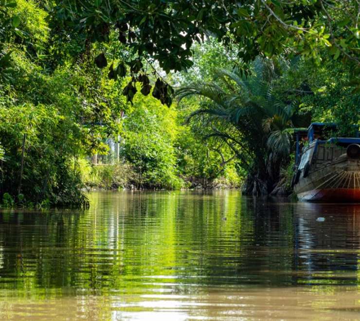 Sampan Boat