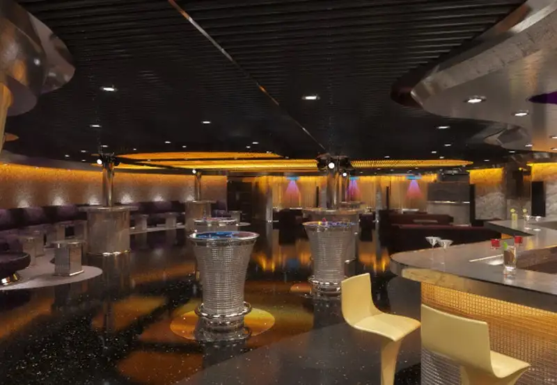 CARNIVAL MAGIC