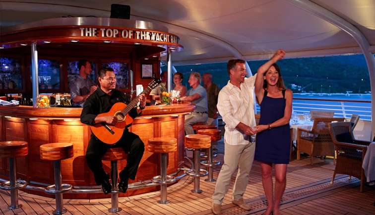 Top of the Yacht Bar