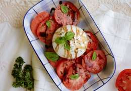 IgluCruise.Application.ViewModels.Shared.WebImageViewModel?.Description