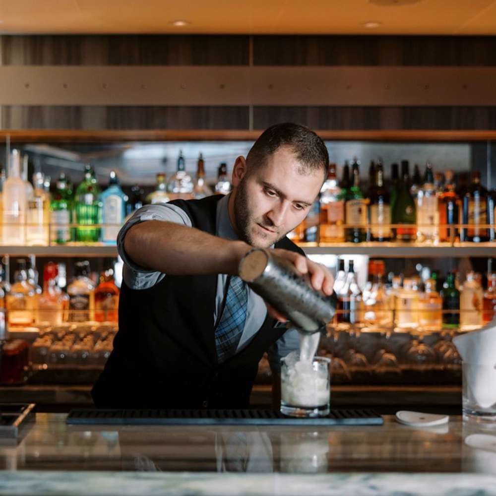 Bar