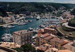 IgluCruise.Application.ViewModels.Shared.WebImageViewModel?.Description