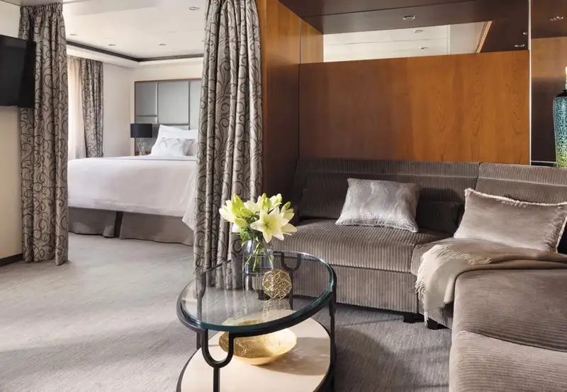 Regent Seven Seas Voyager