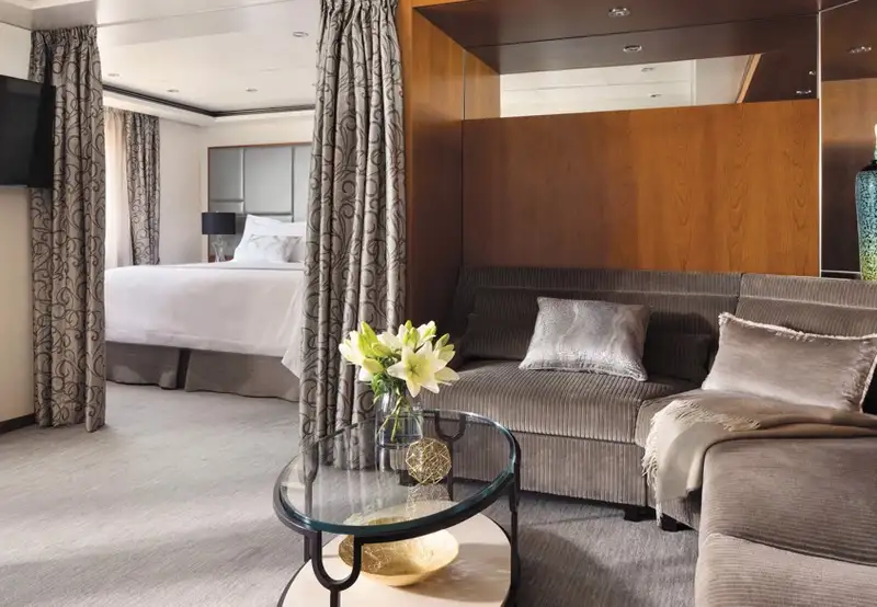 Seven Seas Suite