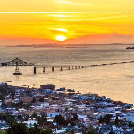 Photo overview of Astoria