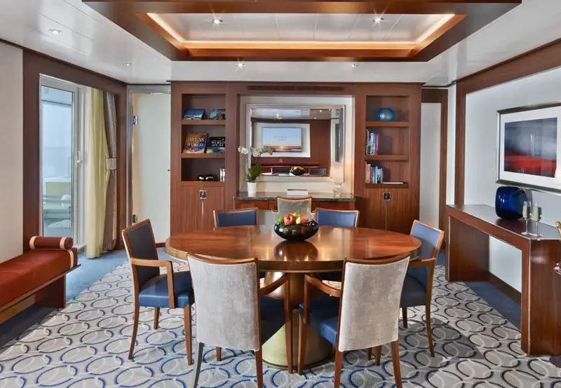 Wintergarden Suite 