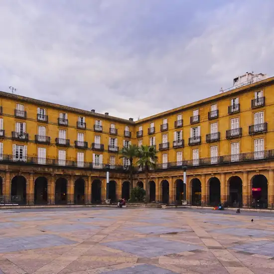Image related to Plaza Nueva