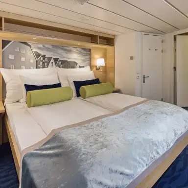 Image related to Expedition Suite