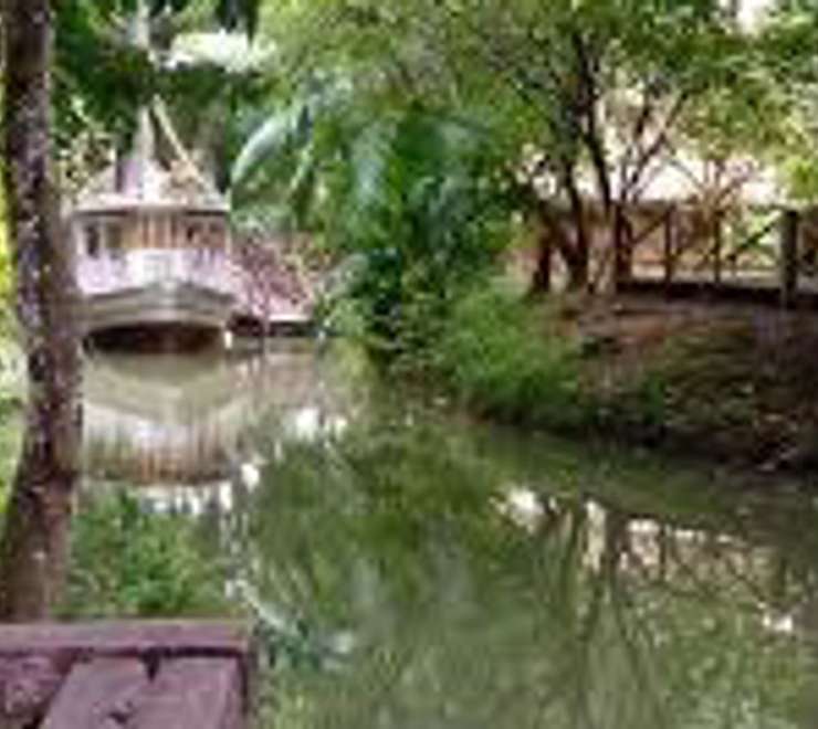 Visit the Sacaca Museum