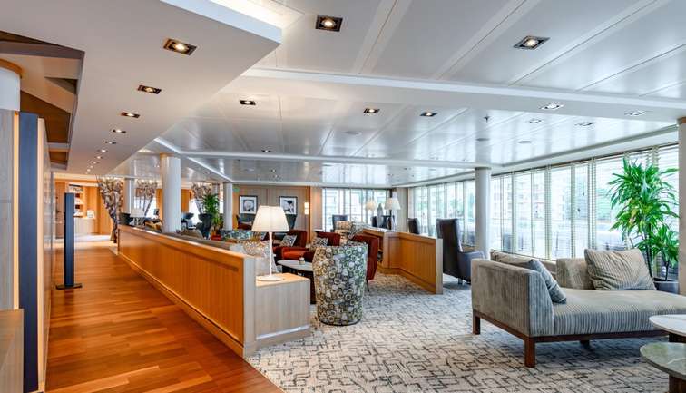 Seabourn Square