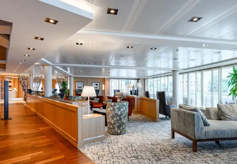 Seabourn Square