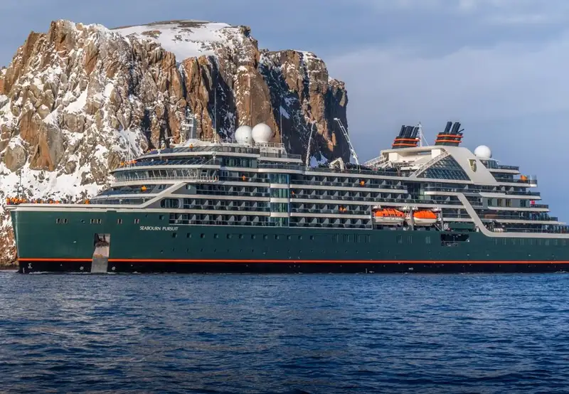 Seabourn Pursuit