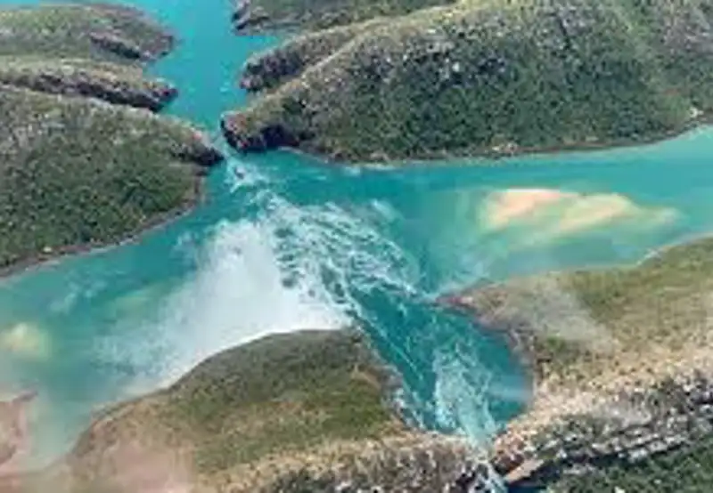 Talbot Bay - Overnight onboard