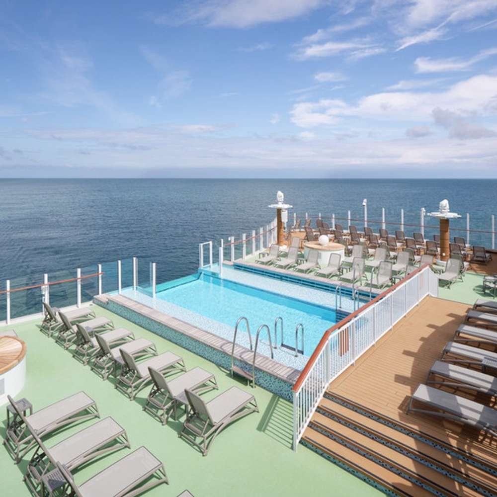 P&O Iona Swimming Pools - Infinity Pool