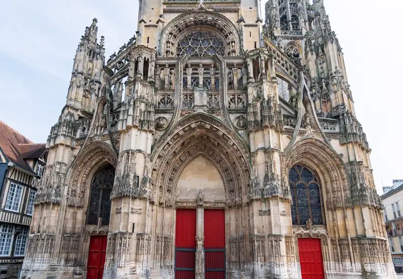 Église catholique Notre-Dame à Caudebec-en-Caux